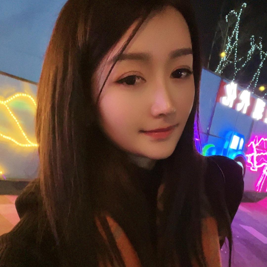王小梅👑              ：
