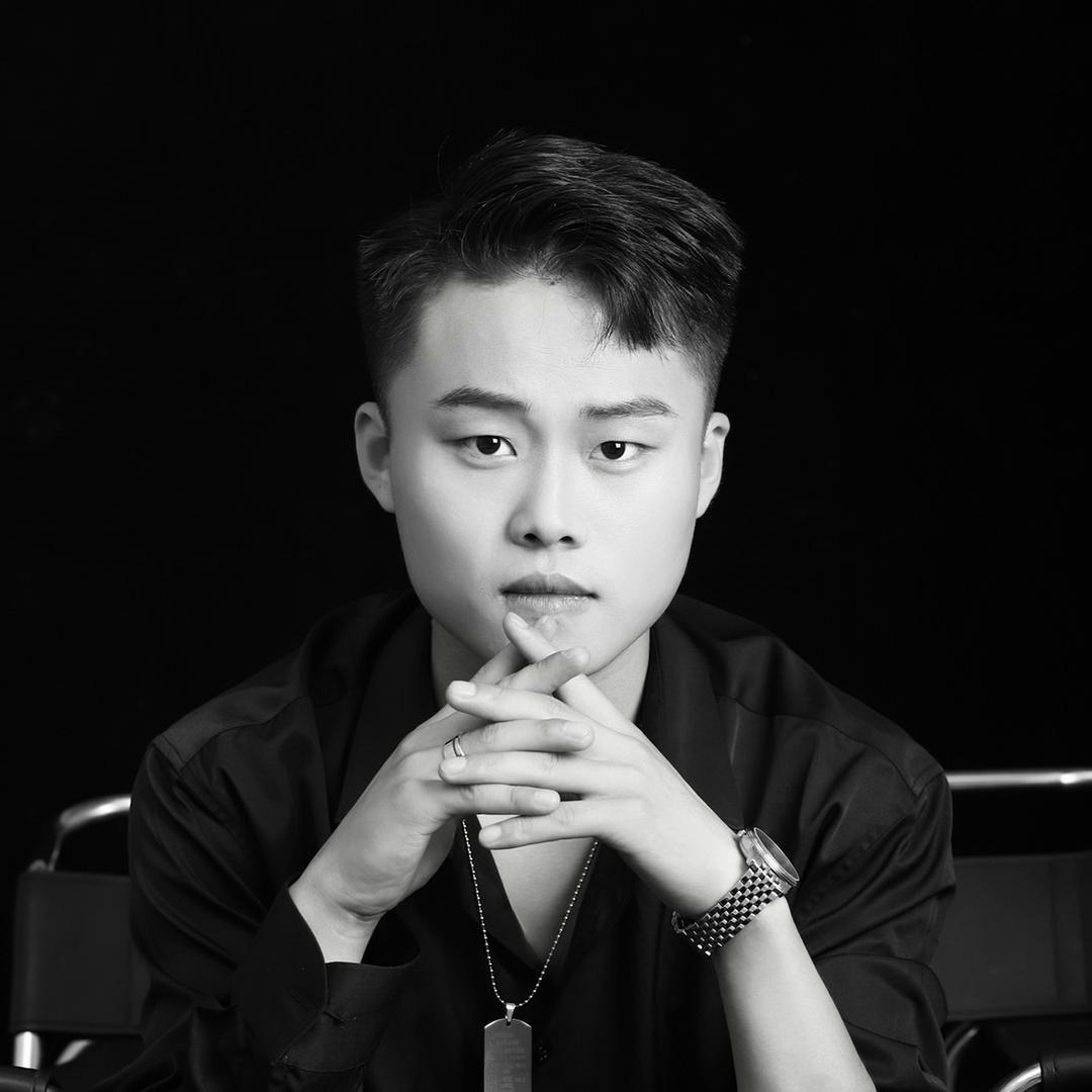 艺家优装-小彭