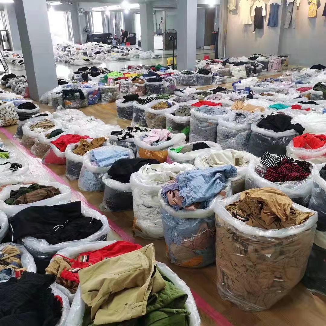 虎门景栩服装店