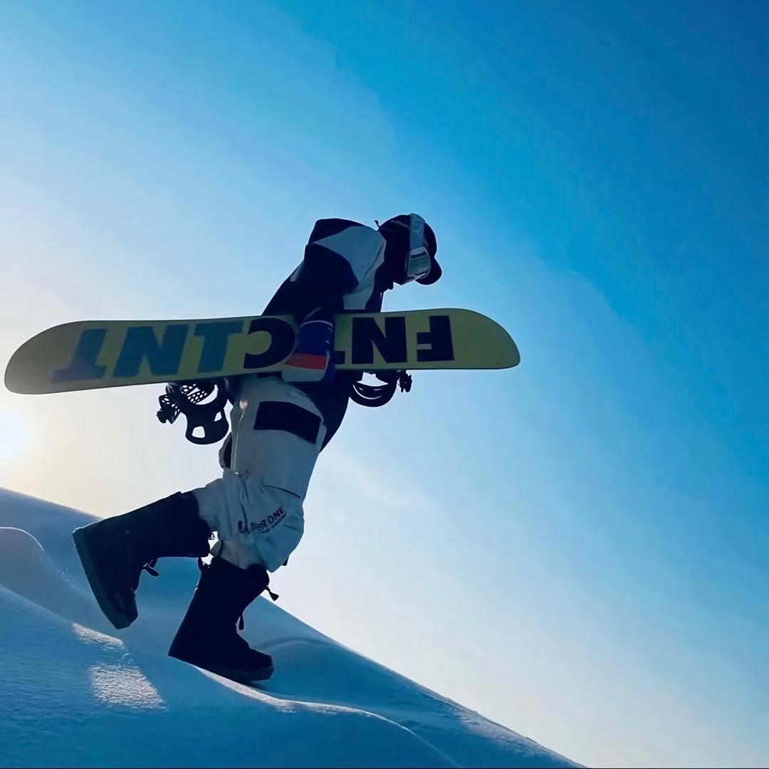 凌晨两点吃早餐.