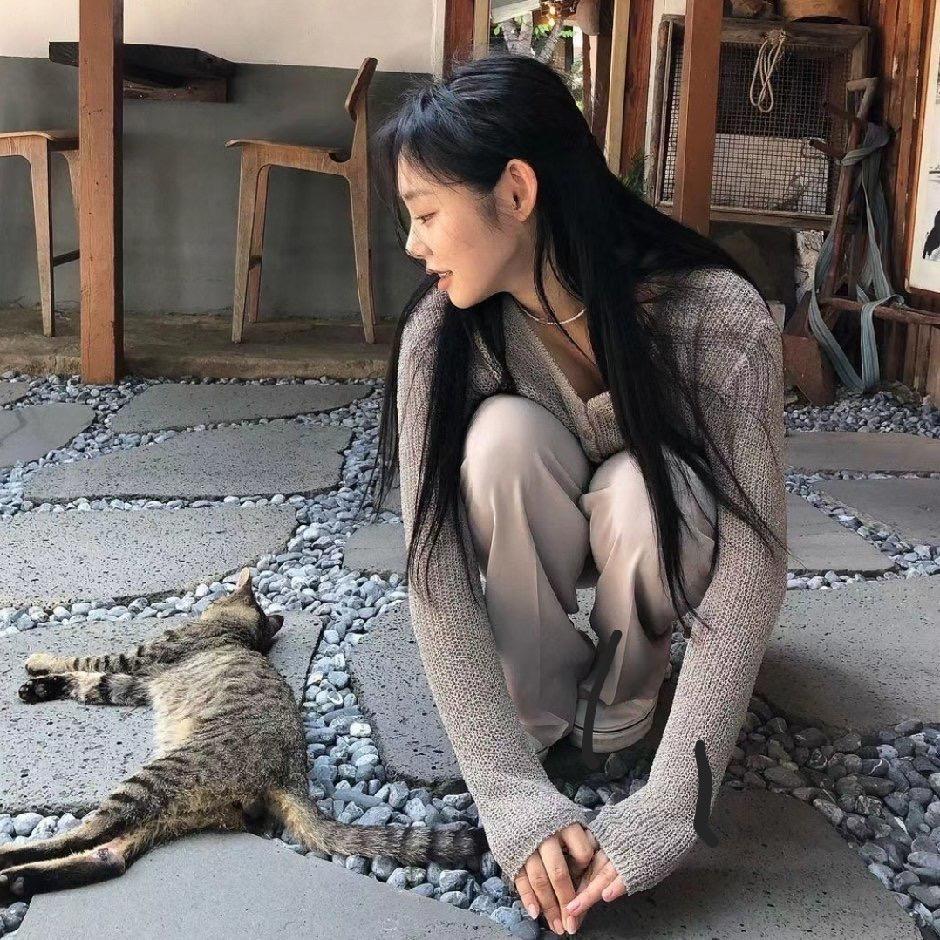 - 美到被人砍