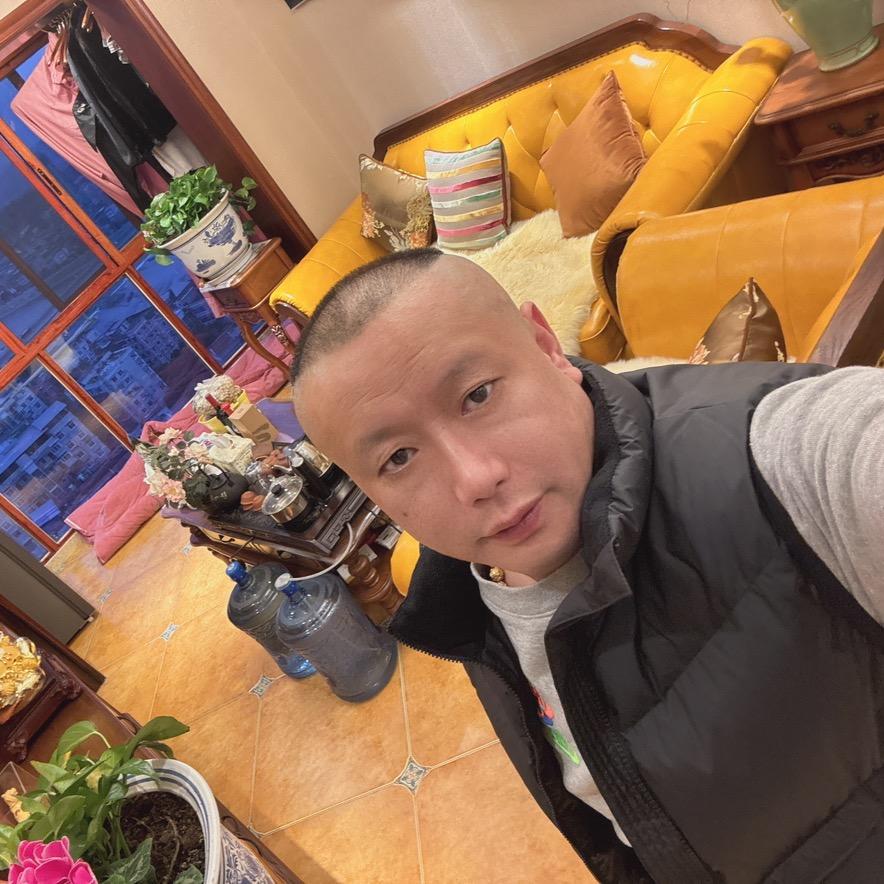 兰瓜金堂人74年 离异 单身