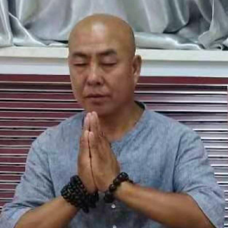 村长🐉王百万