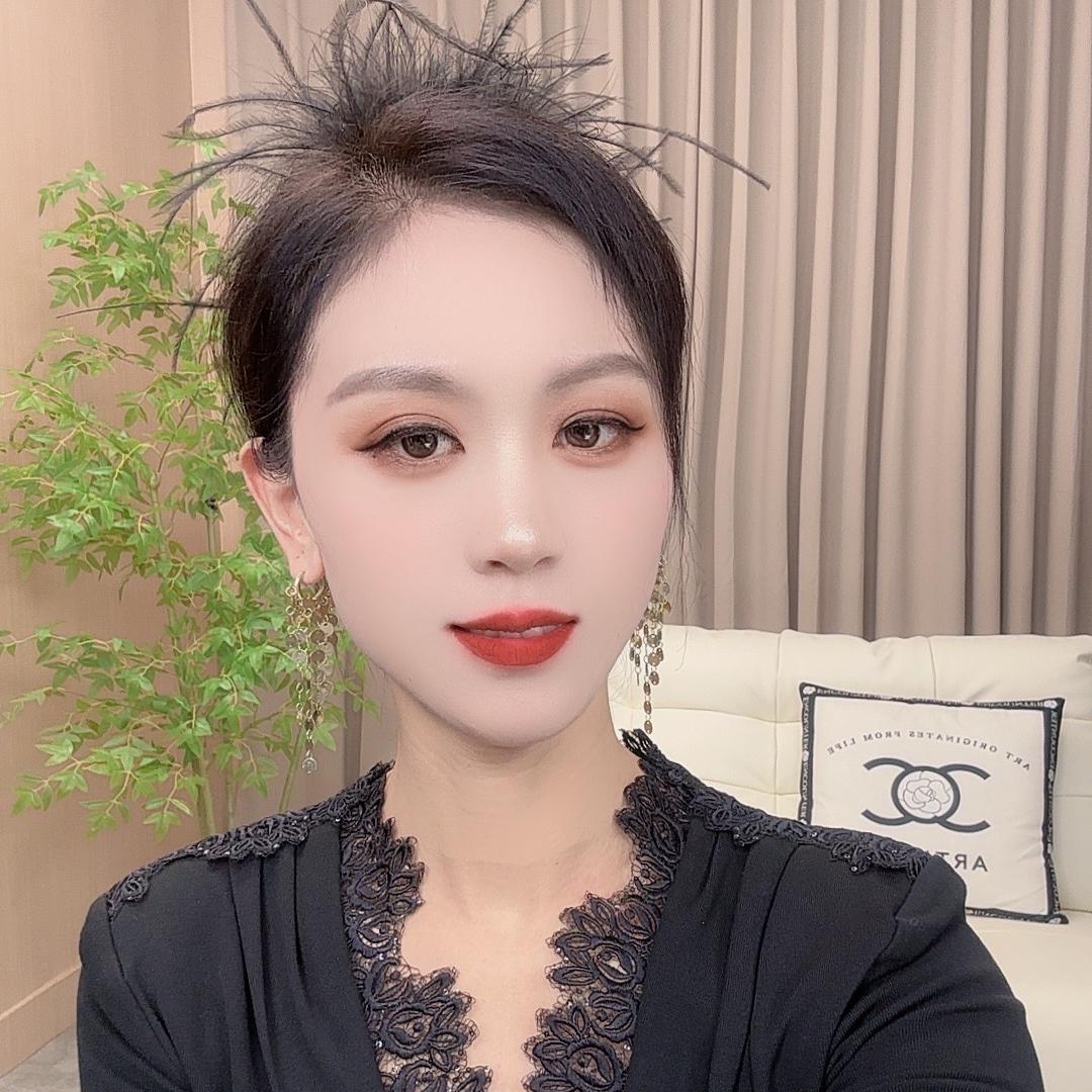 厅凝搭配优选美依尚