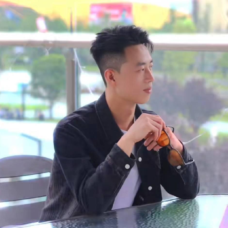 津城小杨哥