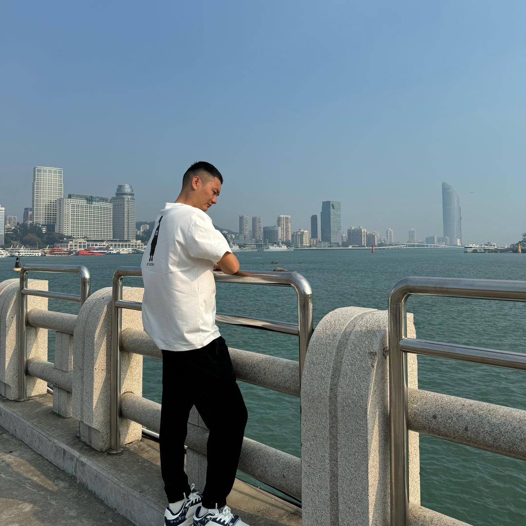 小魏