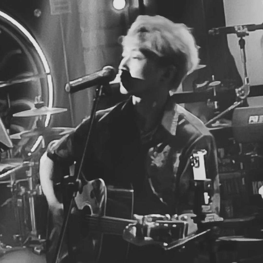齐。🎸