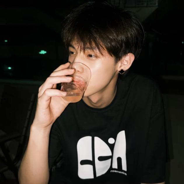 王威龙