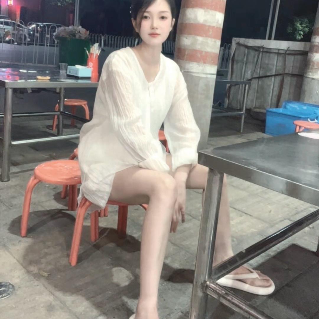 六月