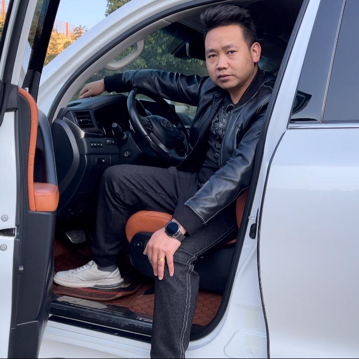 昆明老根二手车