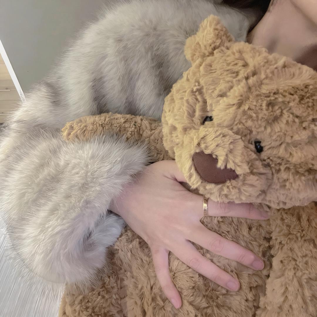 🧸.