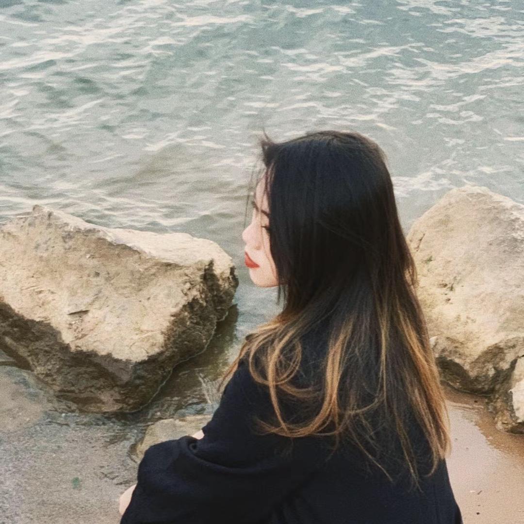 S  •
