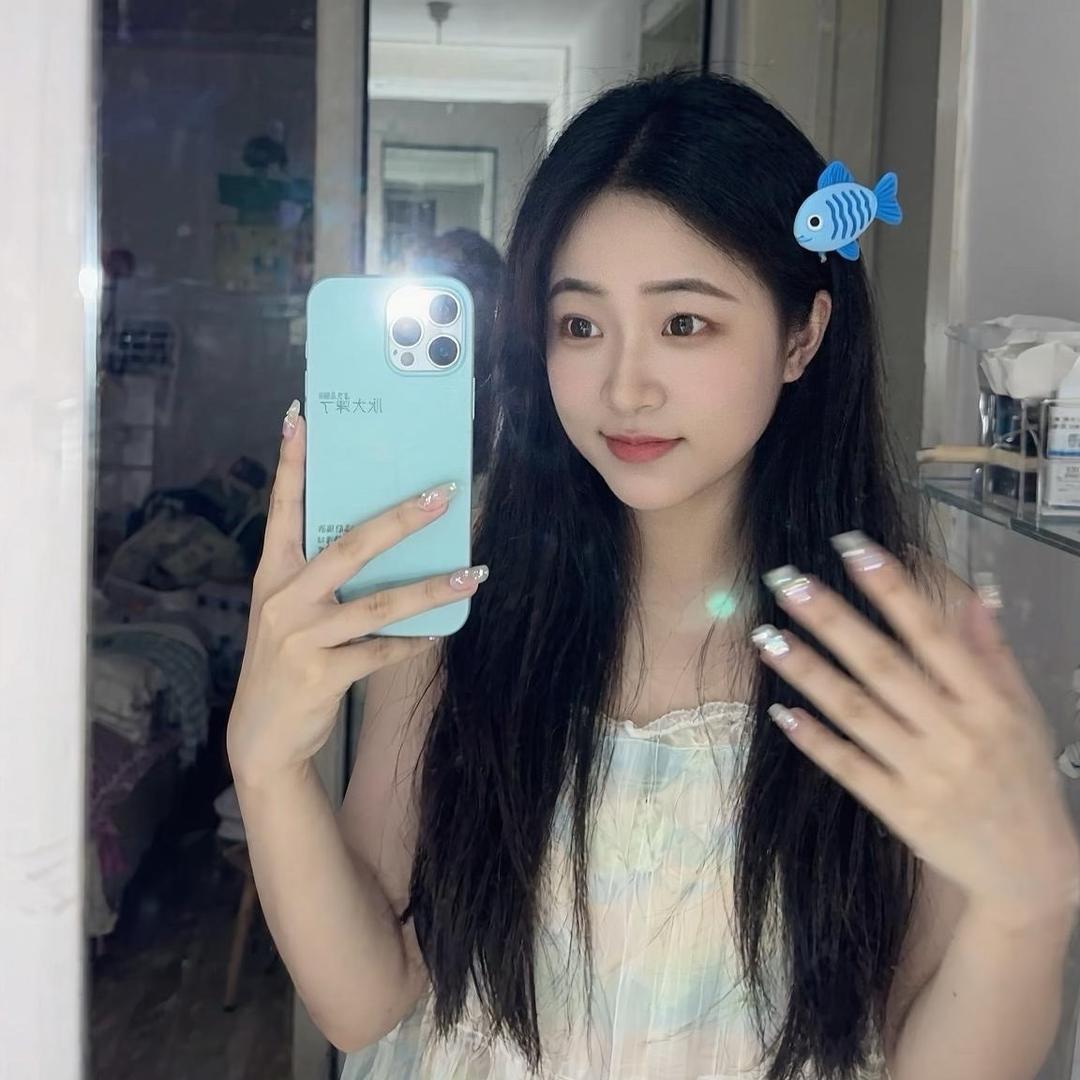 李小蹦跶👀
