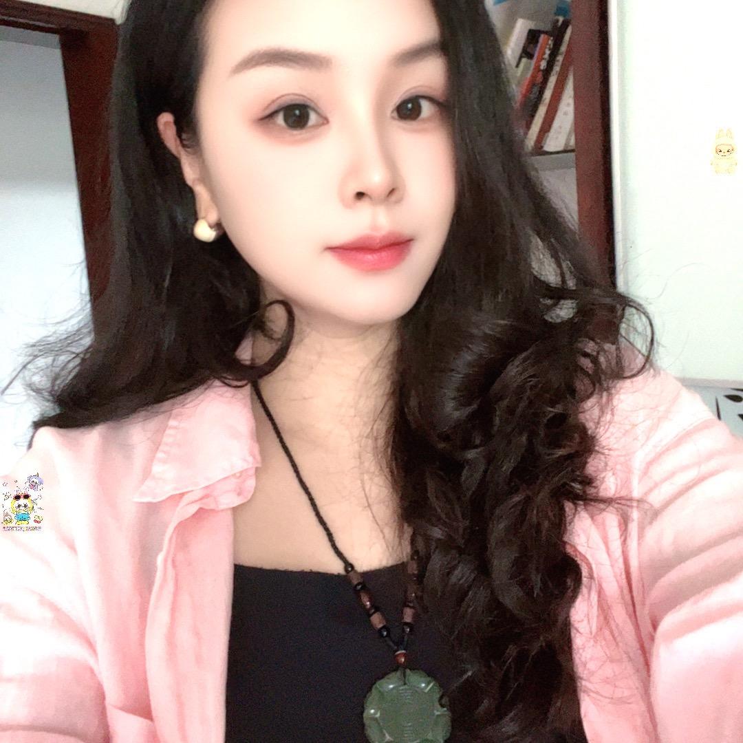 y.y. L ⊹꙳✧˖iu