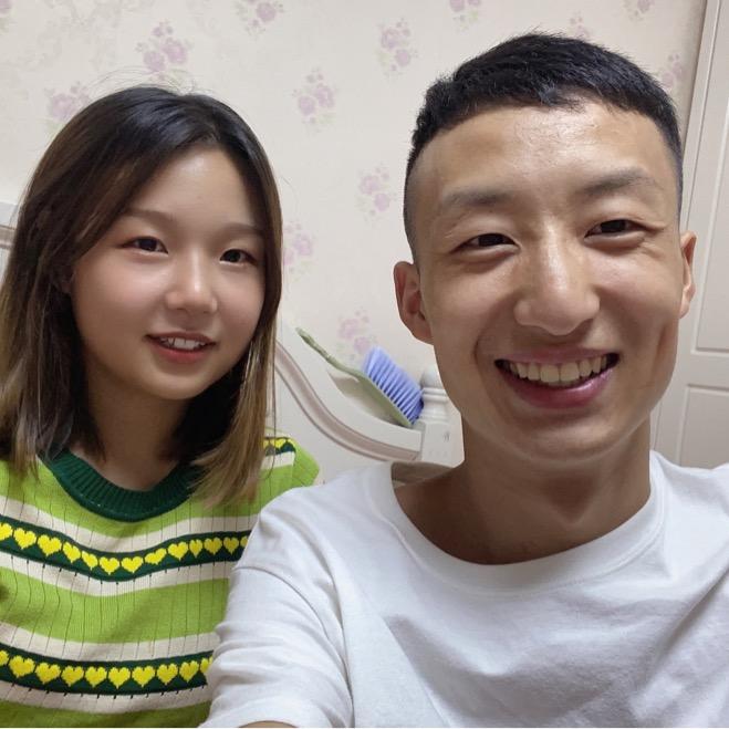 搞笑小老弟