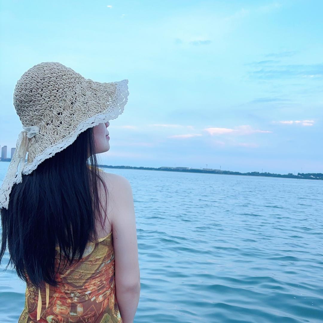 爱吃肉松卷儿🌭