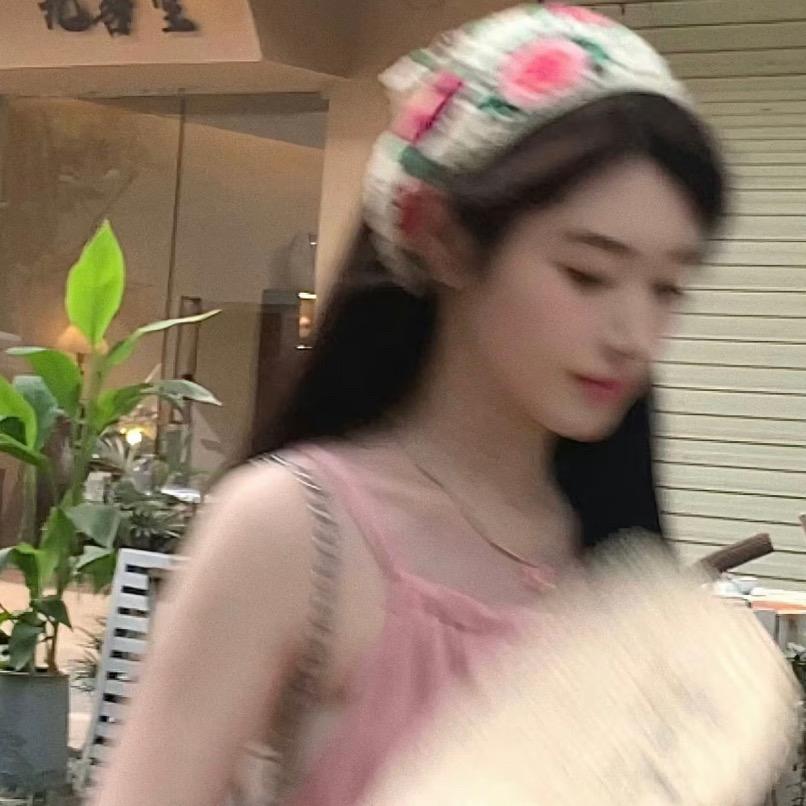 小小饼、