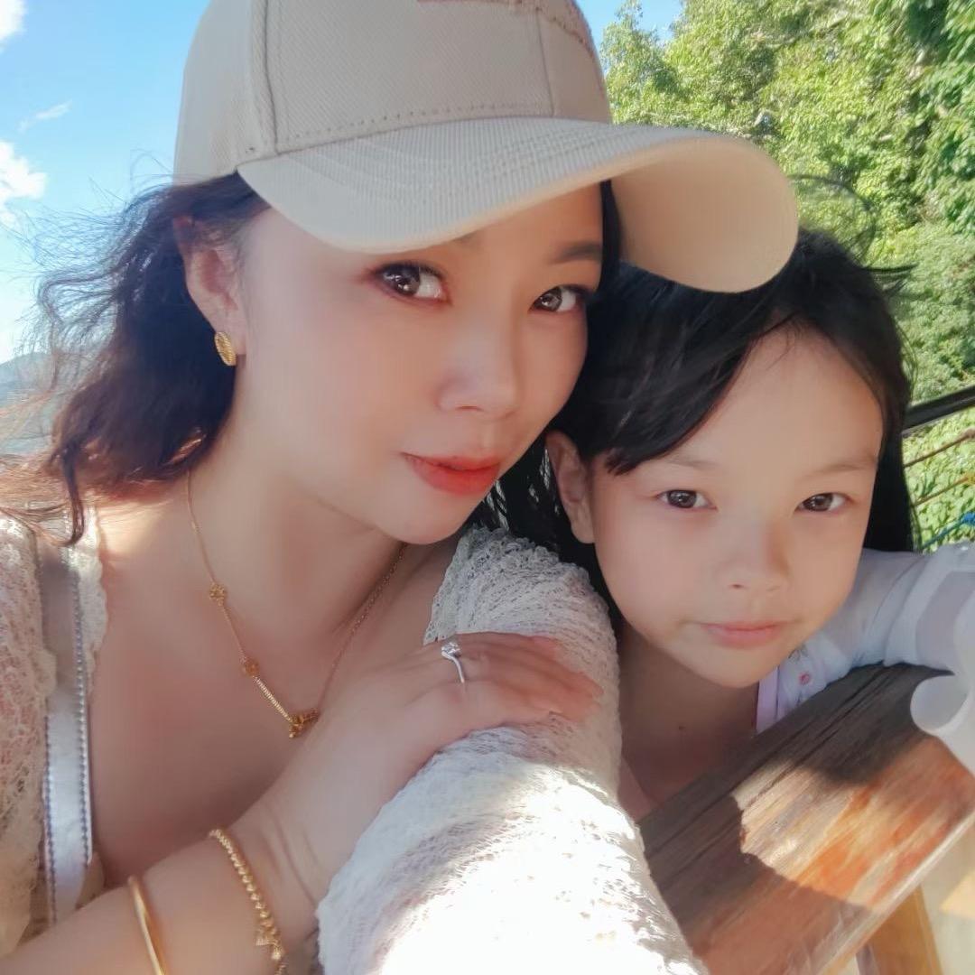 小英子🍊（橱窗有好物）