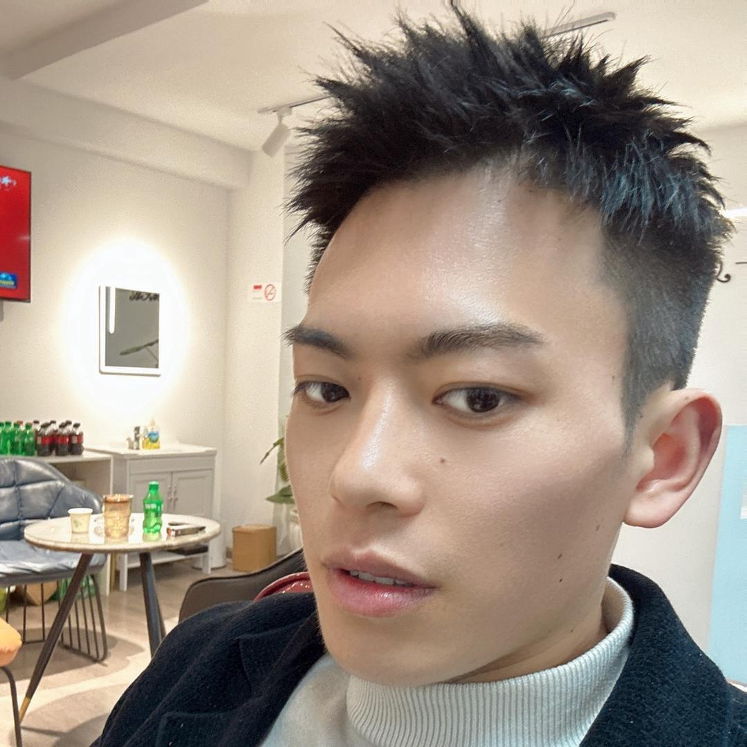 袁师秀阁美业
