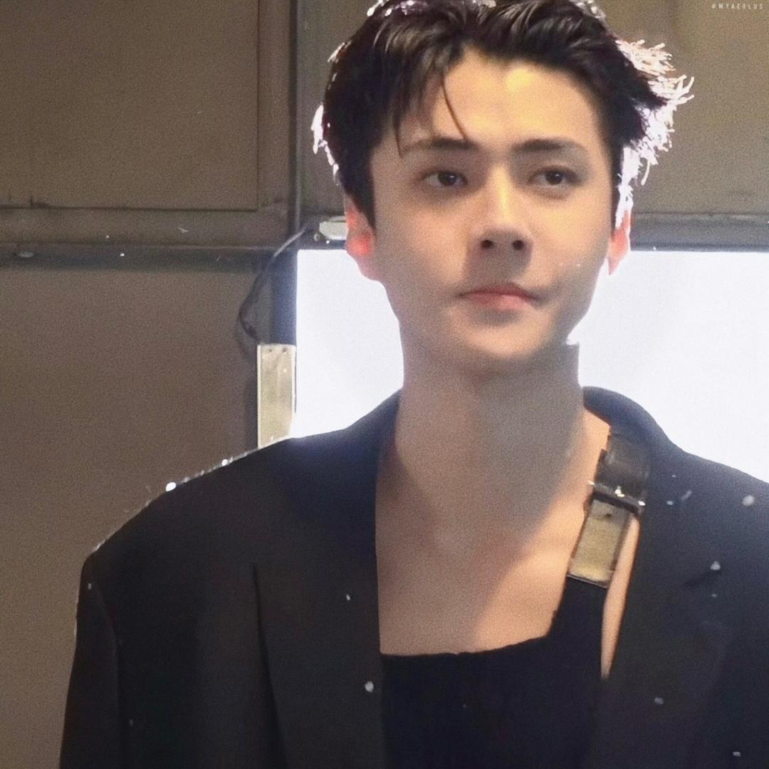 SEHUN