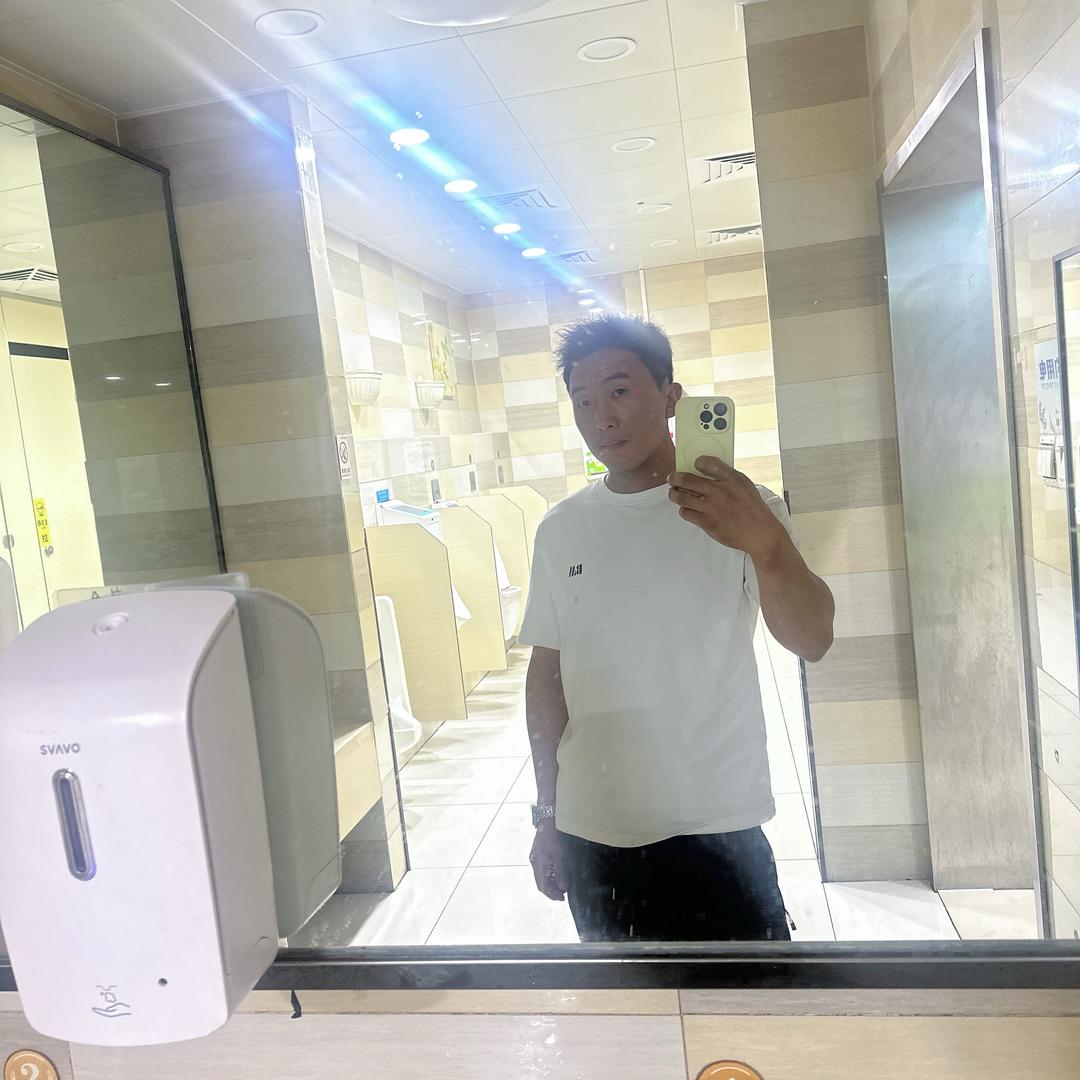 青笺画卿颜
