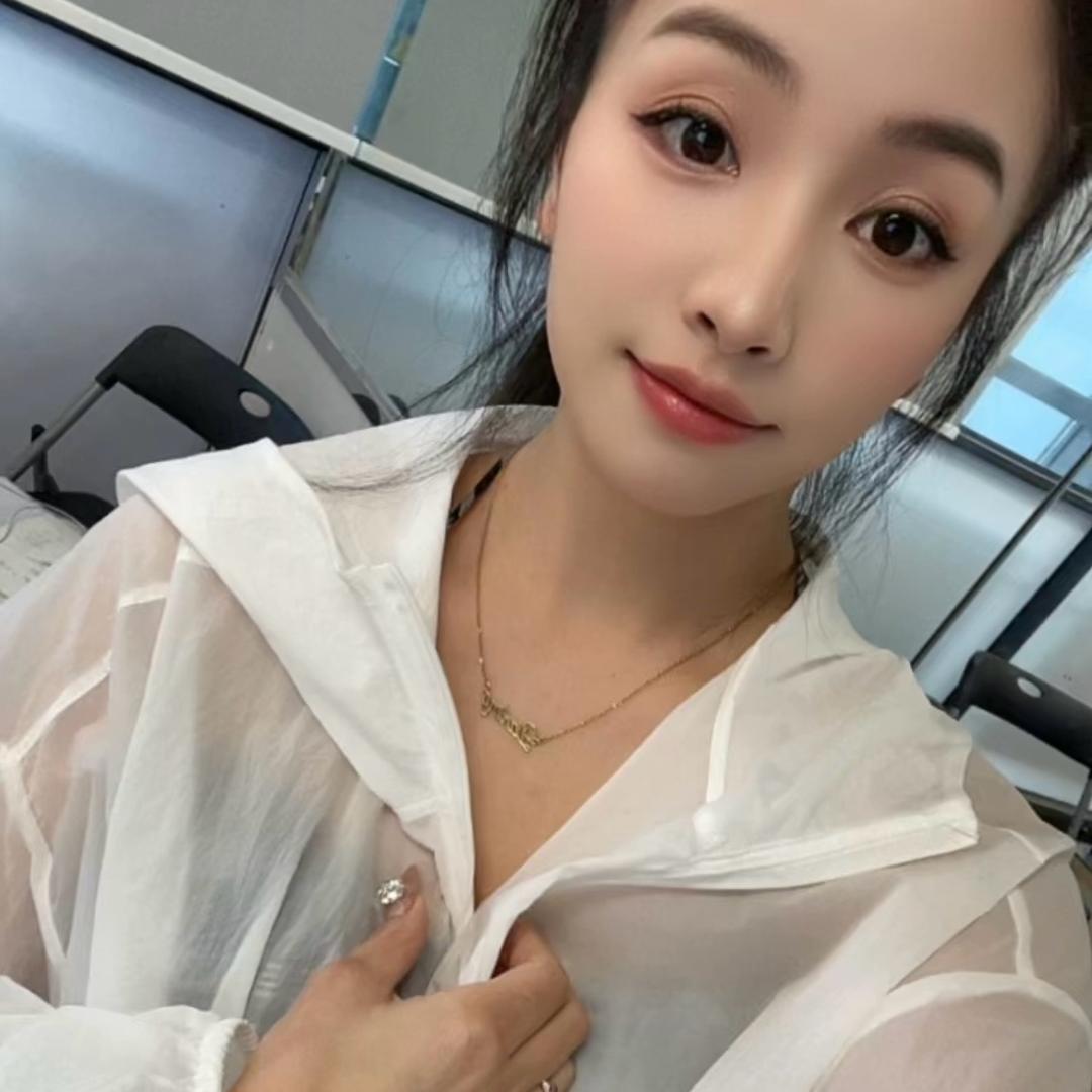 罗莉