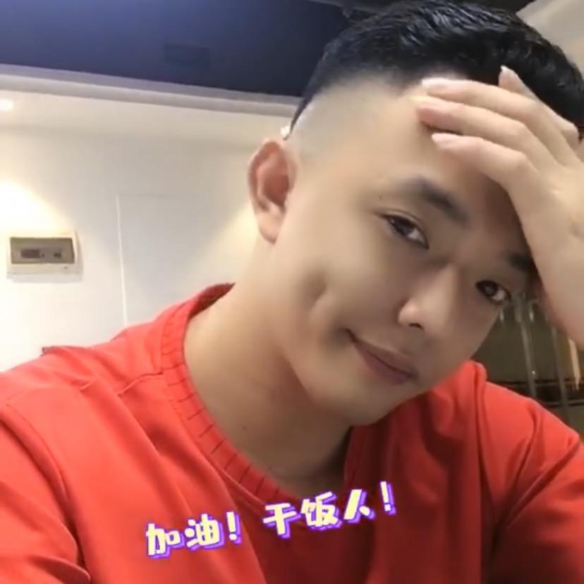 赶路人🤟