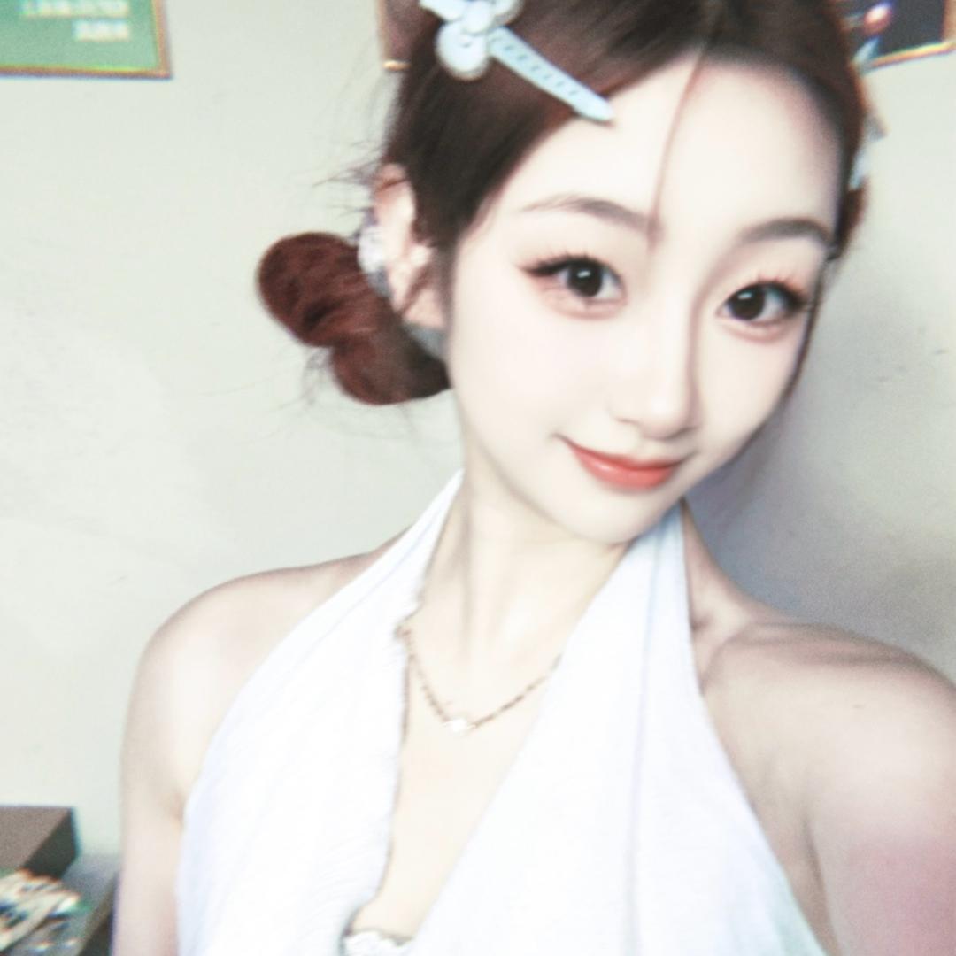 小阿佳💕……