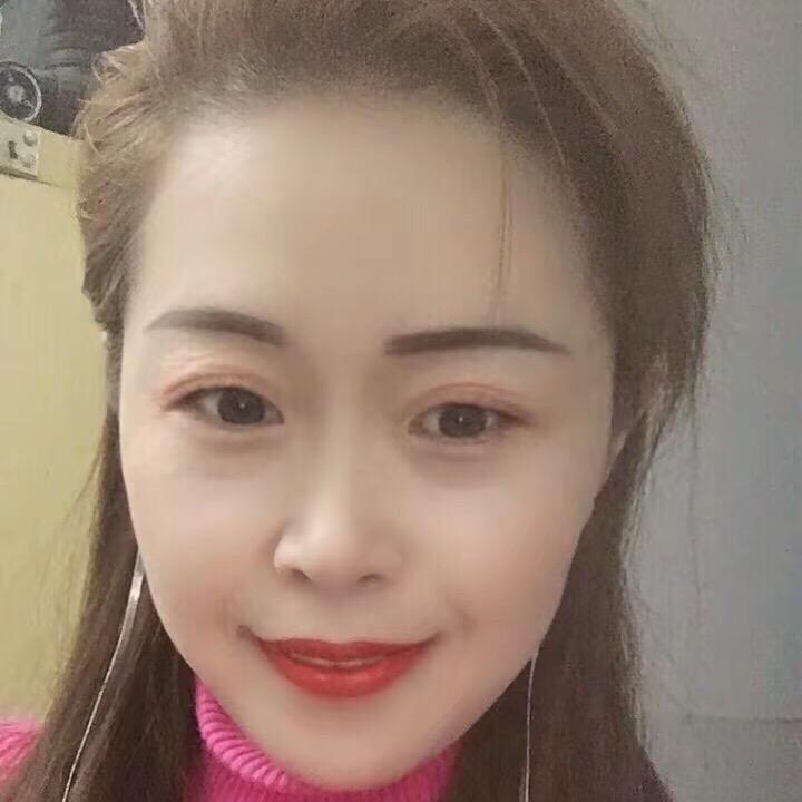 老板娘很漂亮🌷🌷🌷