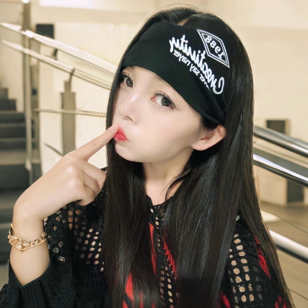 小妖精🧚‍♀️