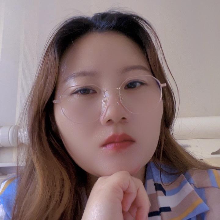 坐在月亮上看日出