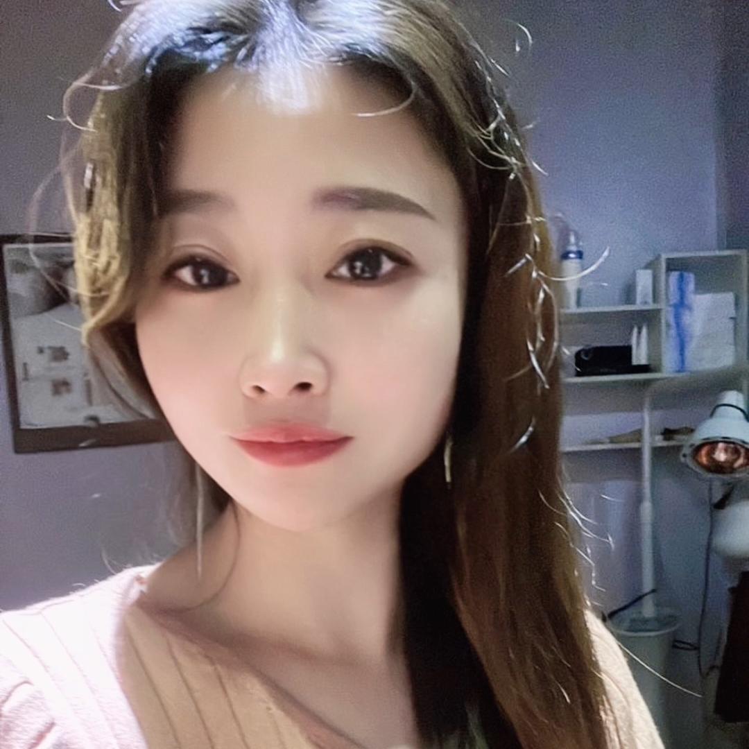 指尚绣美容(白兔潭店)