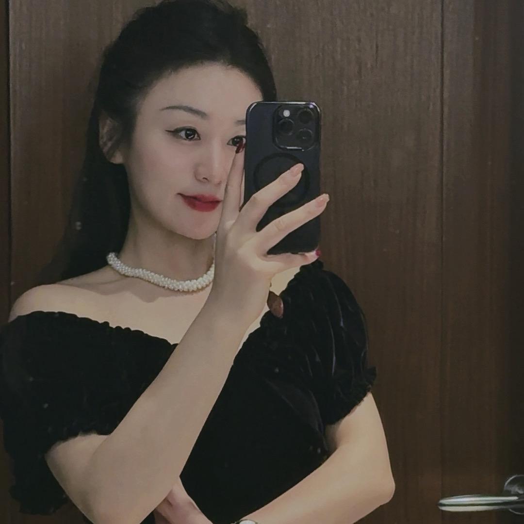 苗苗轻奢女装服饰店