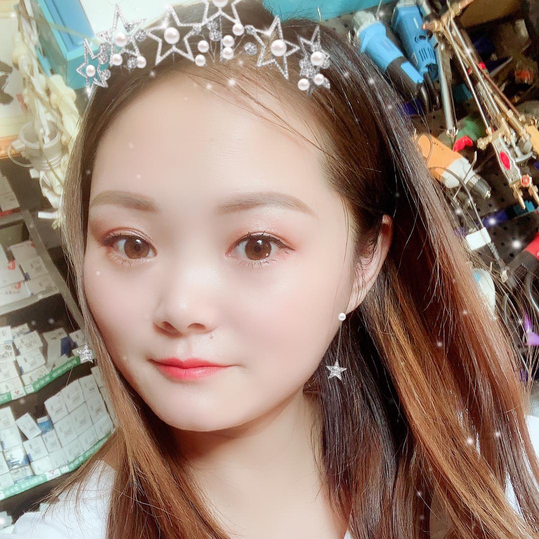 😋朵朵😜