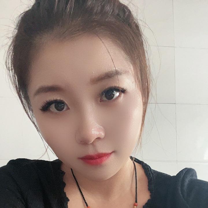 爱 喝 酒 的 大 婷