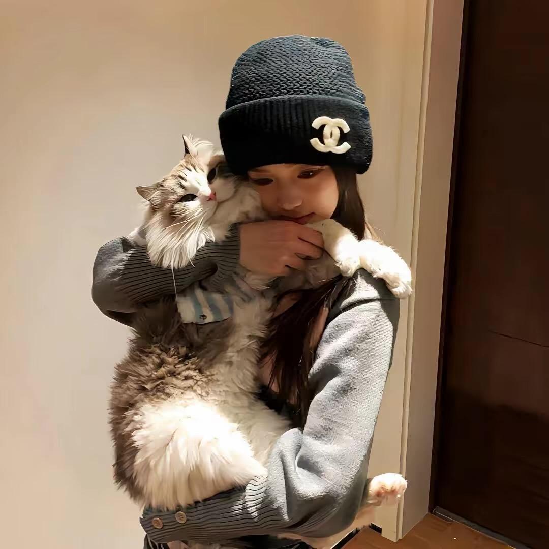 小吱