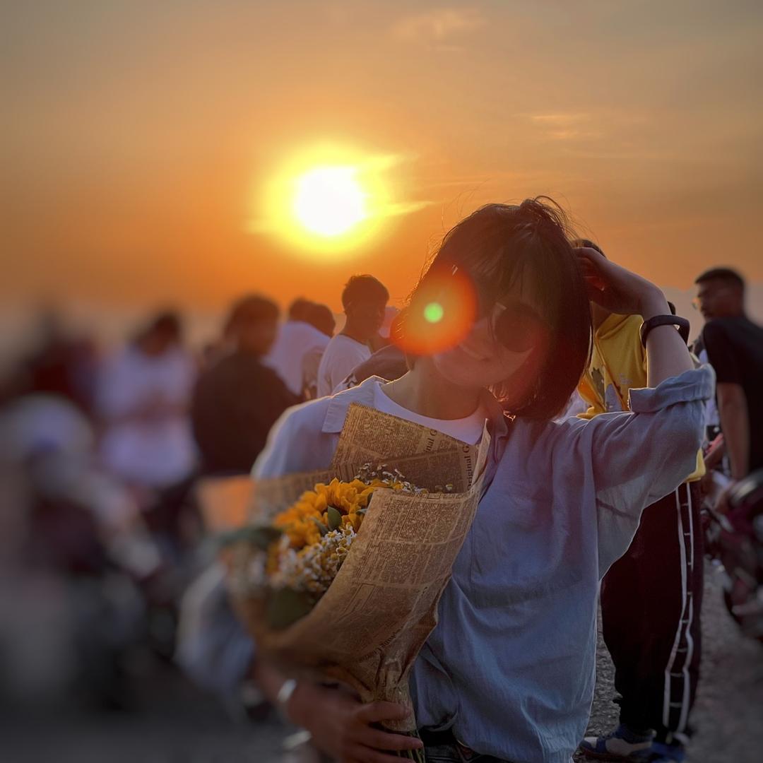 杨依依