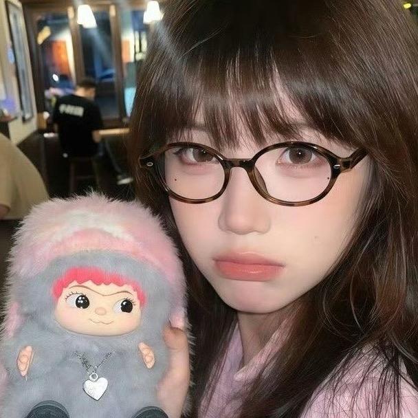 桃桃.