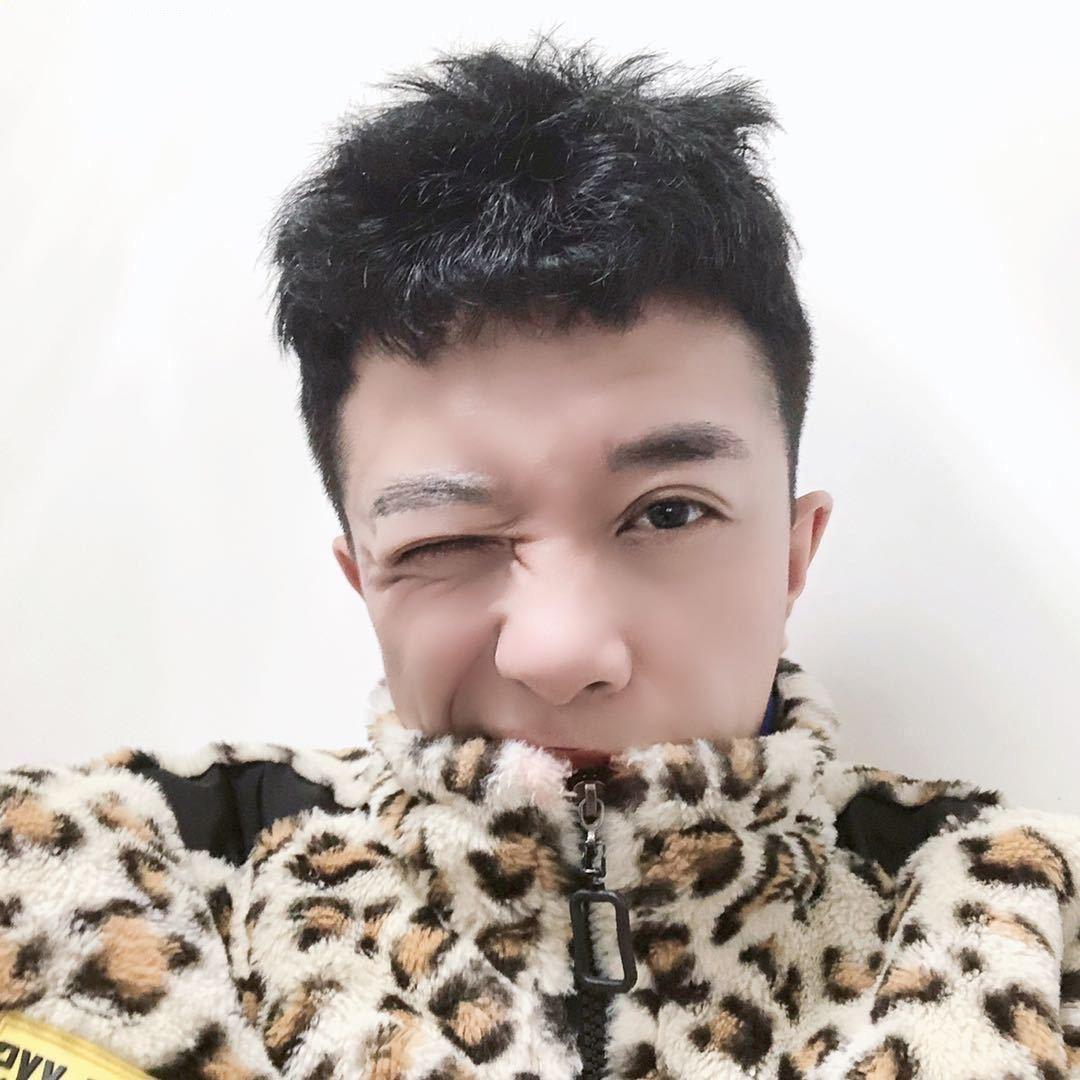 小迟一米七五