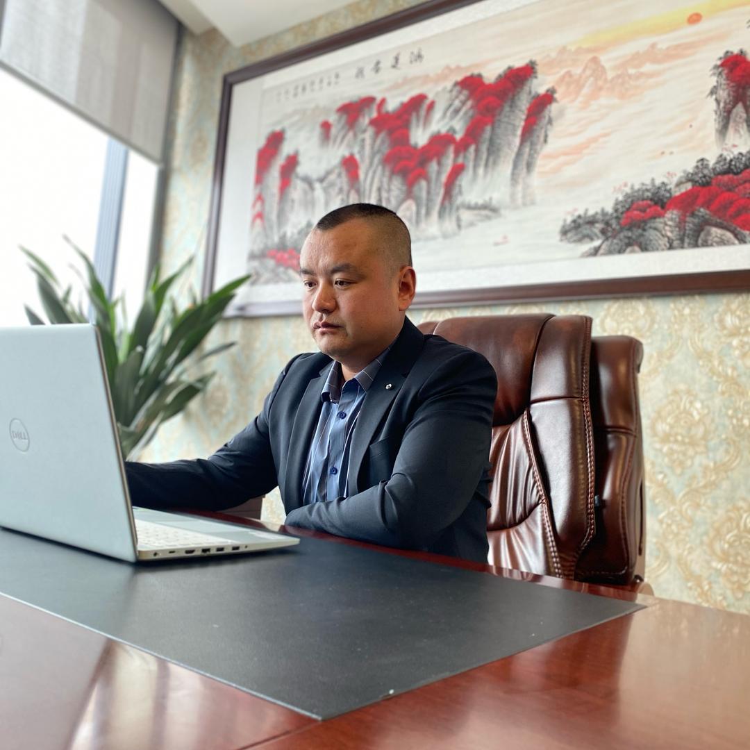 工程筑梦人李伟