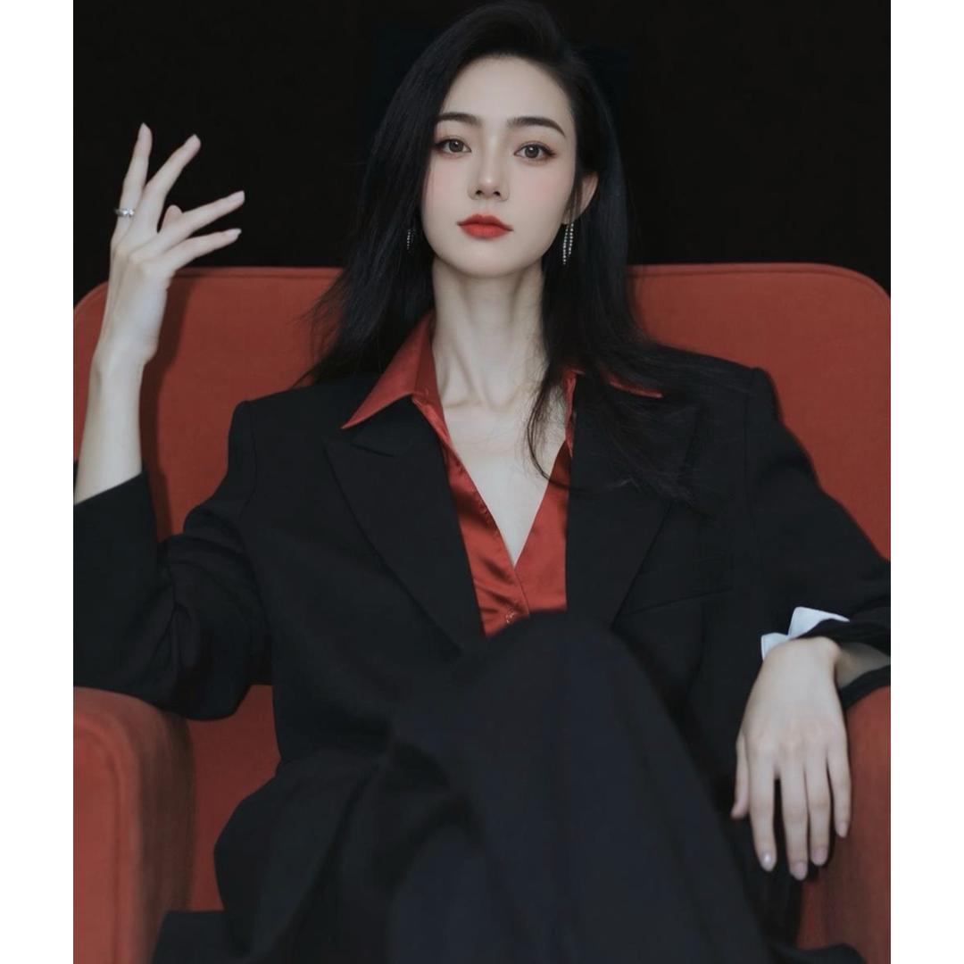 毕店明星装饰全屋定制