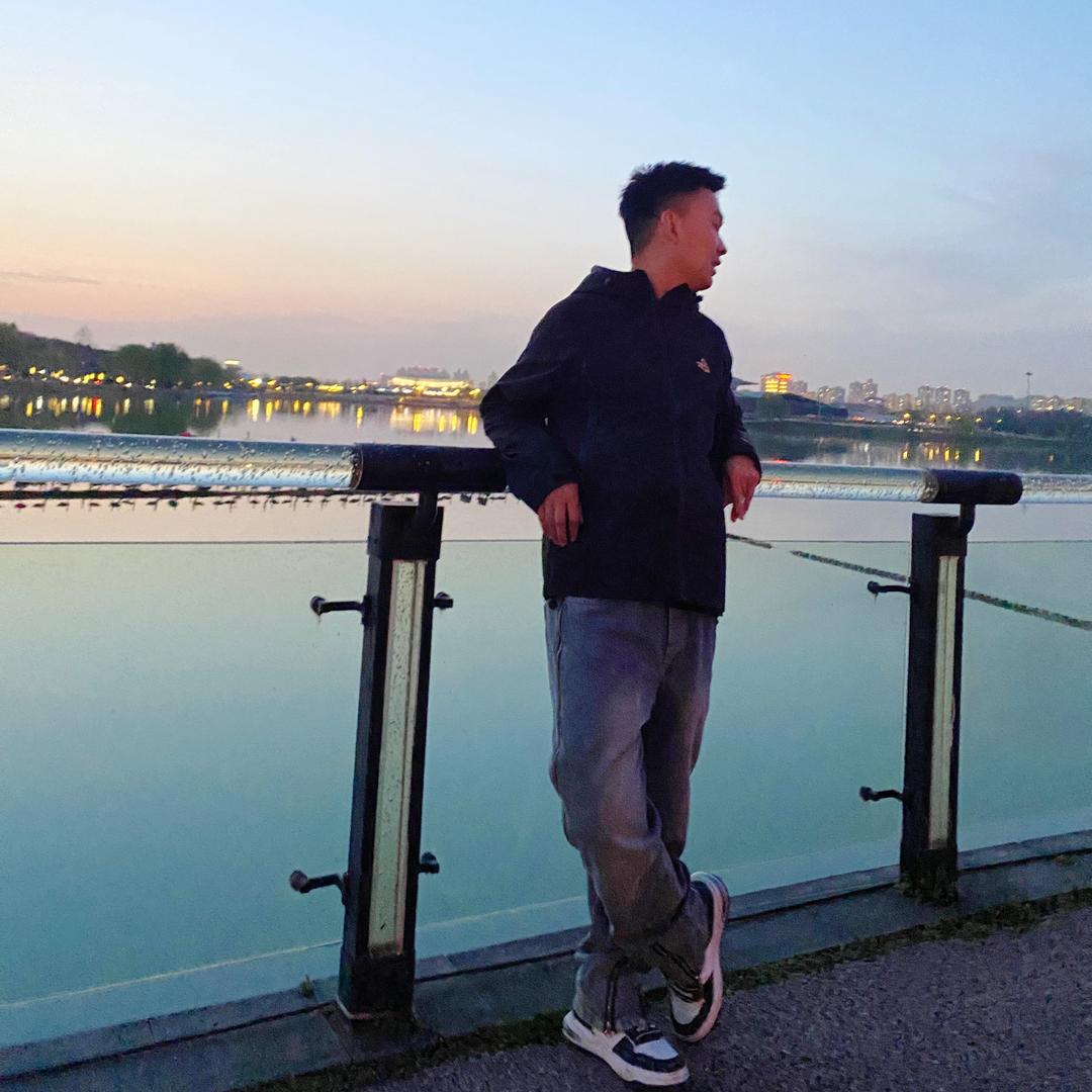 瑞智在呼市