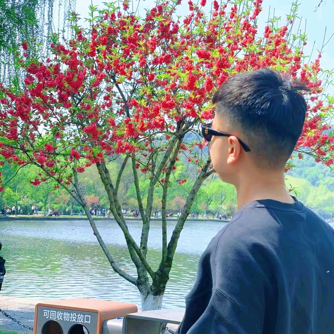 '  你是个卖啥的