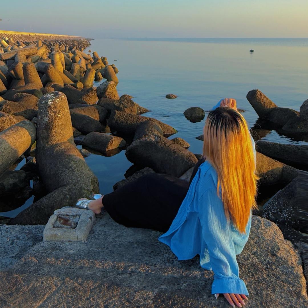 娜娜(学化妆版)