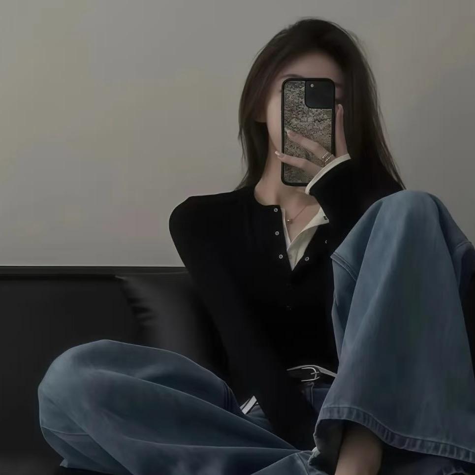 𝑳𝒊𝒎𝒆𝒓𝒆𝒏𝒄𝒆