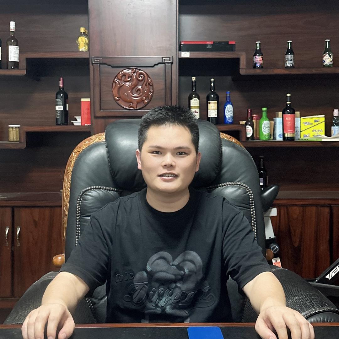 大牌临期仓库老板～老吴 （清货特价号）