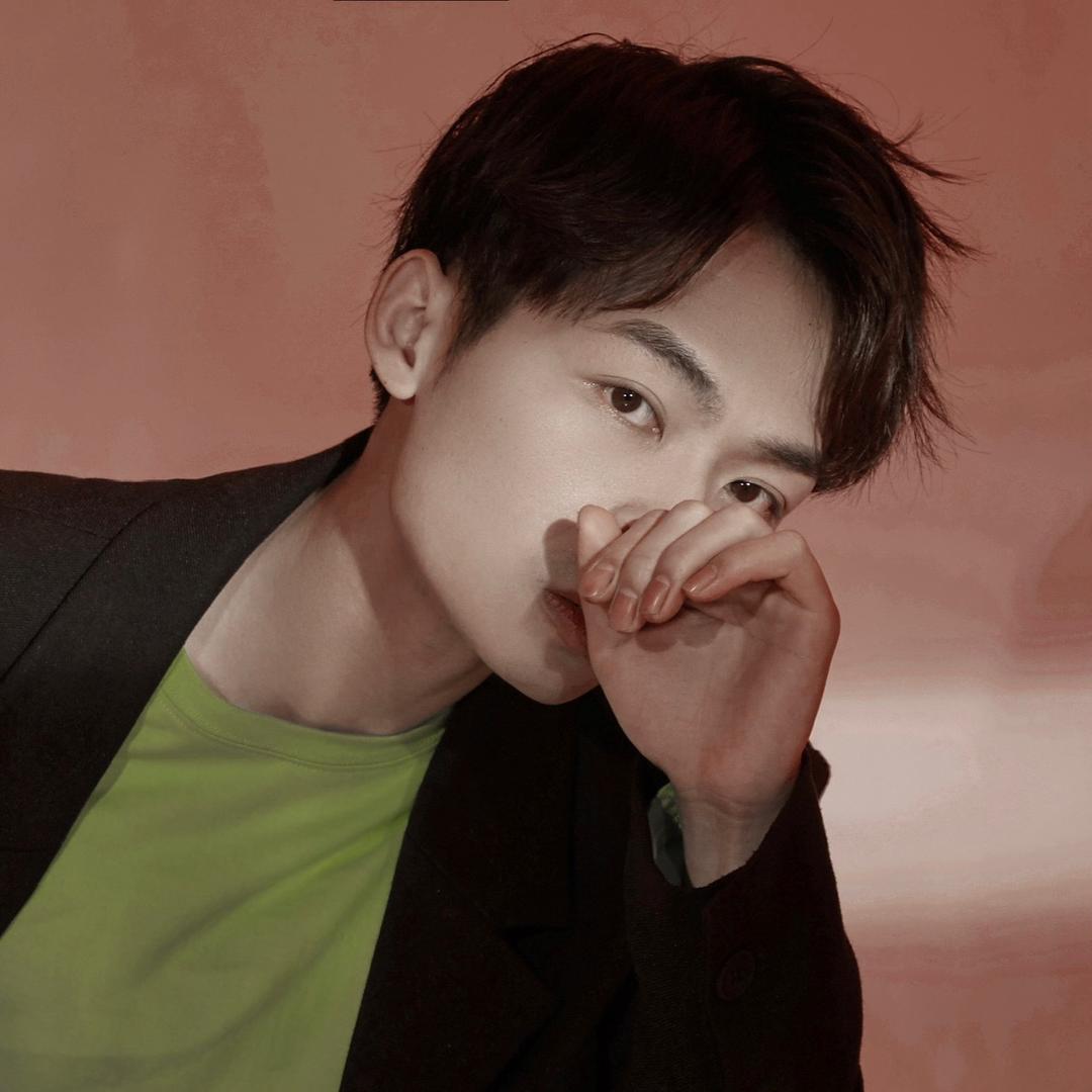 钦州发型师林夕 专注烫发