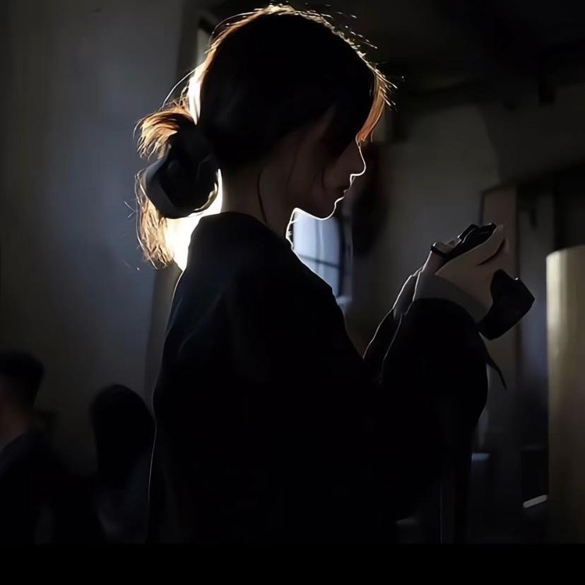 谨柒