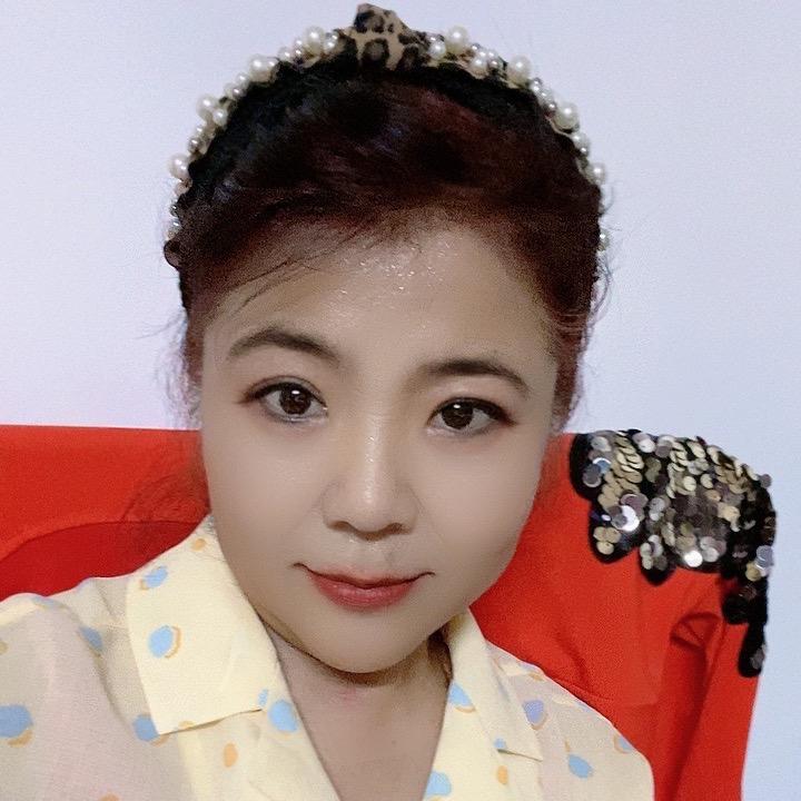 刘一秋