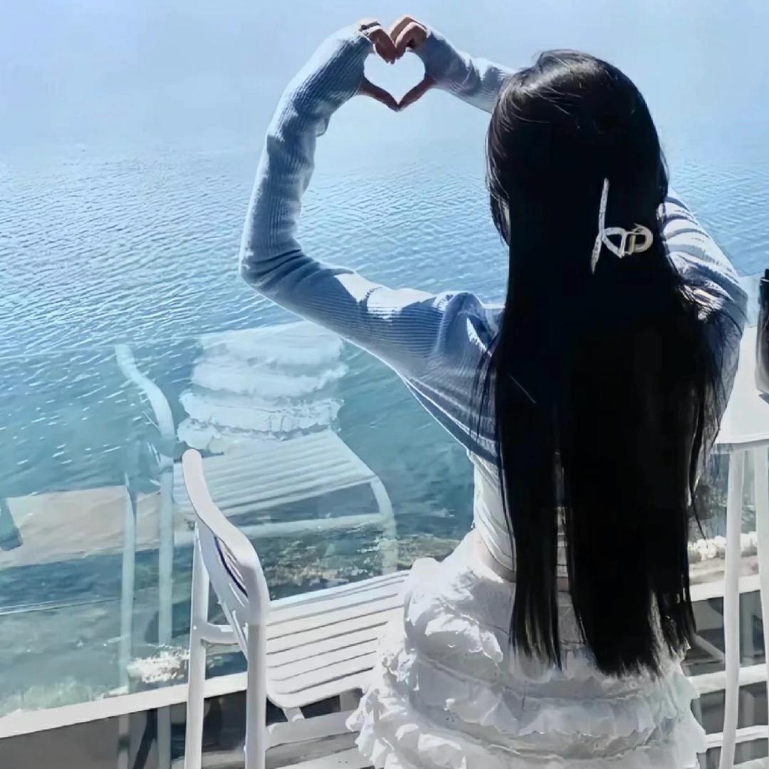 Y•☀️